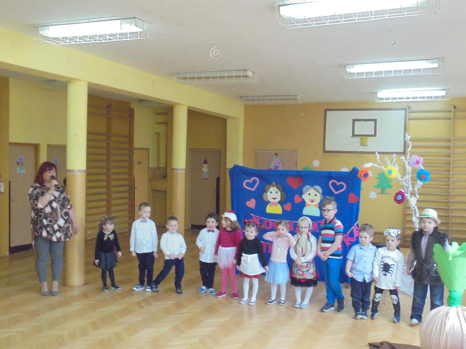 13.02. Dzień Babci i Dziadka w Brzykowie