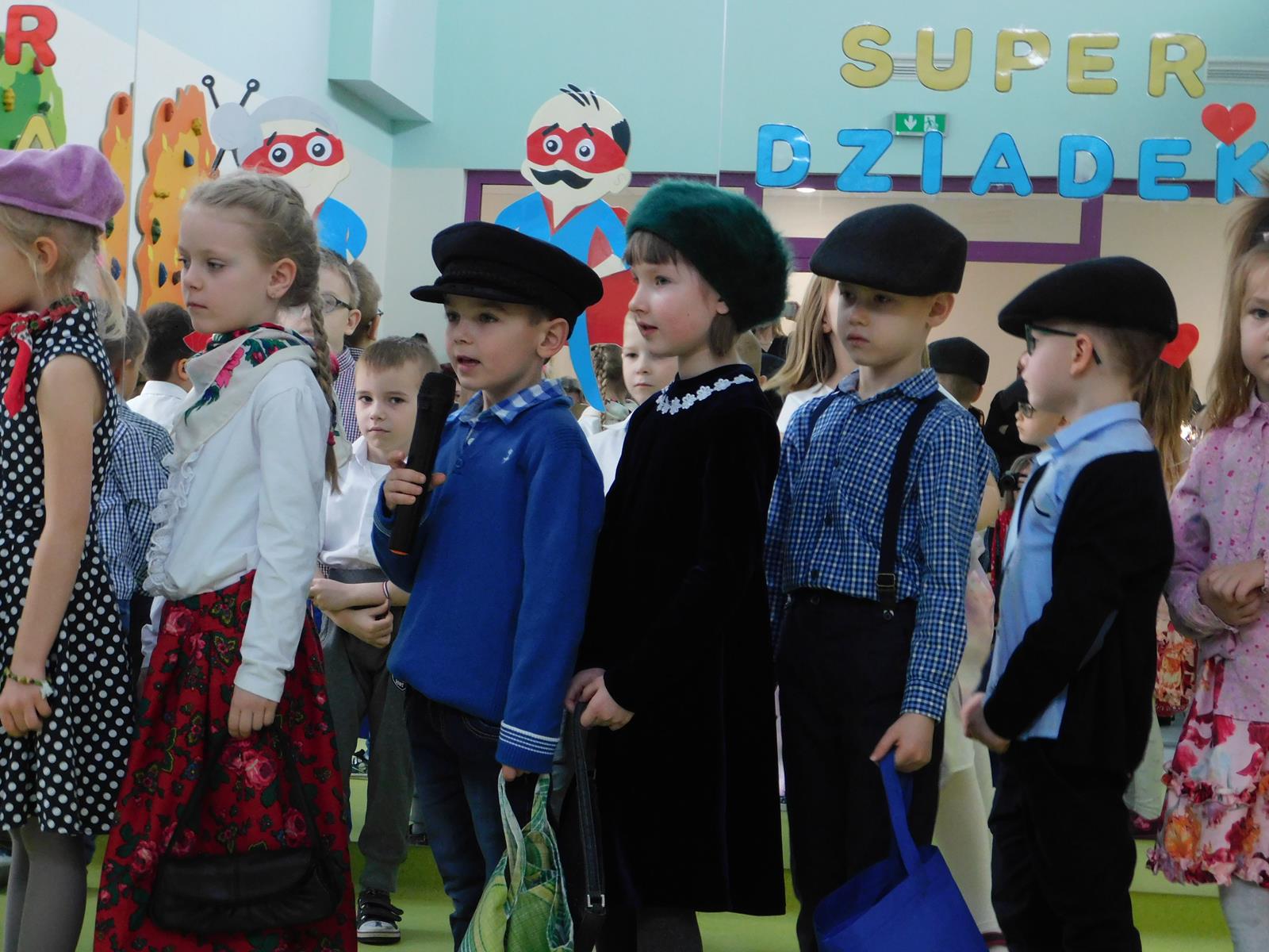 14.02. Dzień Babci i Dziadka (sala czerwona)
