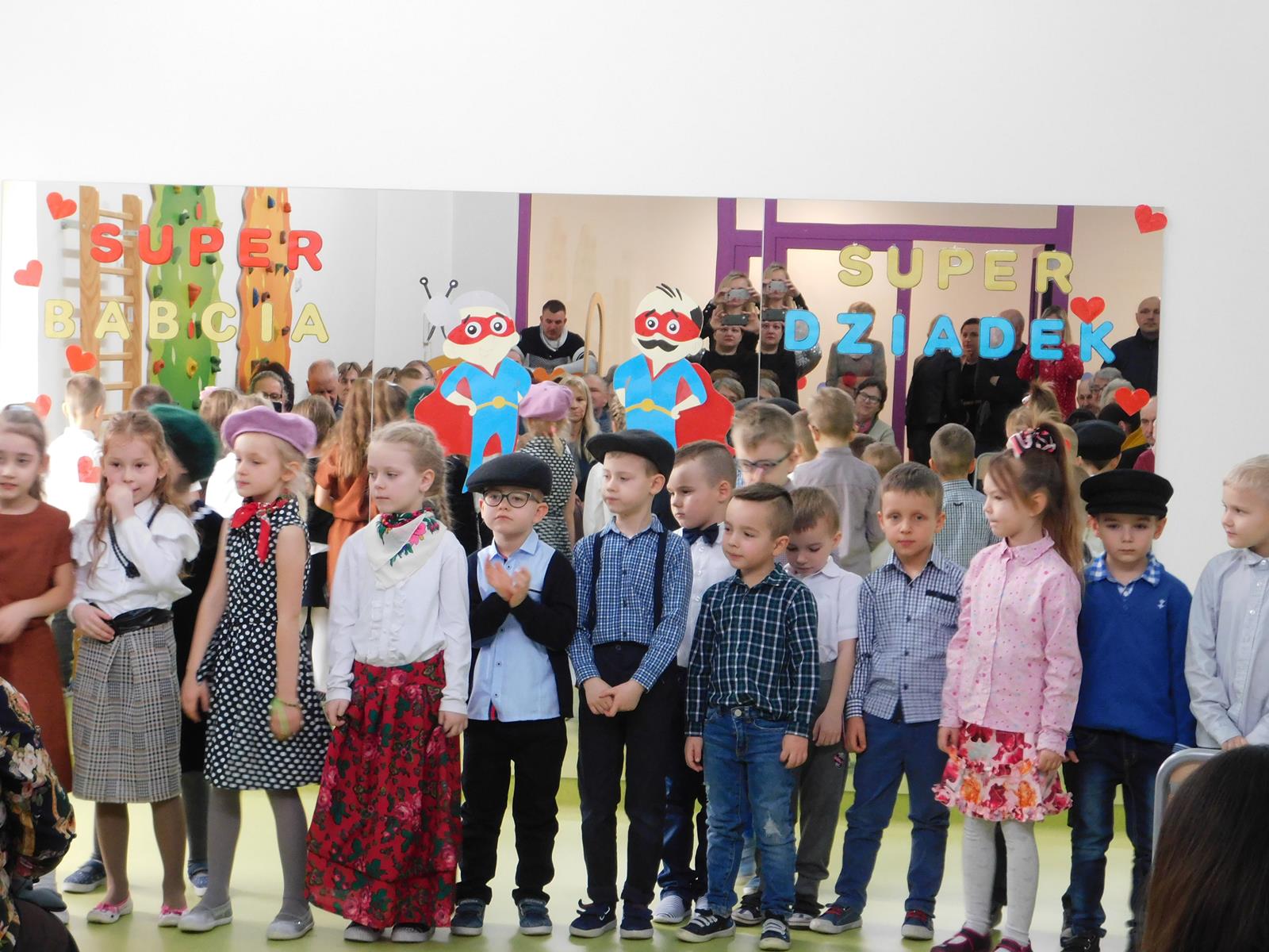 14.02. Dzień Babci i Dziadka (sala czerwona)