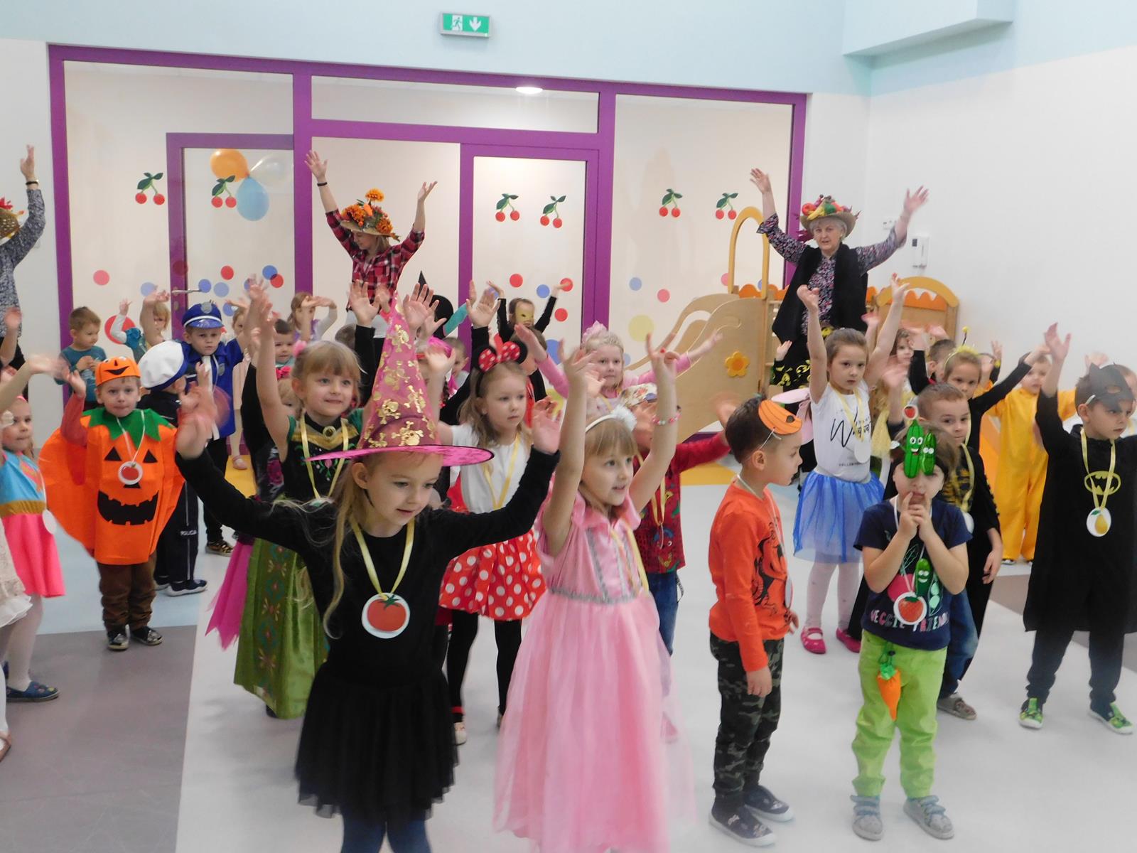 21.02. Bal karnawałowy (sala żółta, niebieska, pomarańczowa)