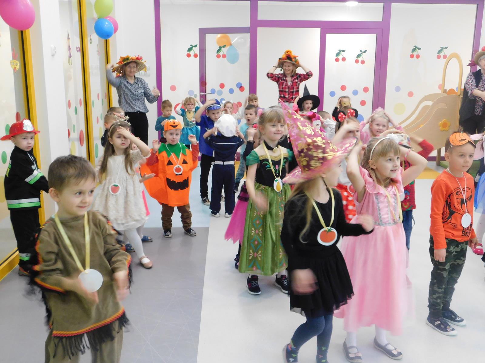 21.02. Bal karnawałowy (sala żółta, niebieska, pomarańczowa)