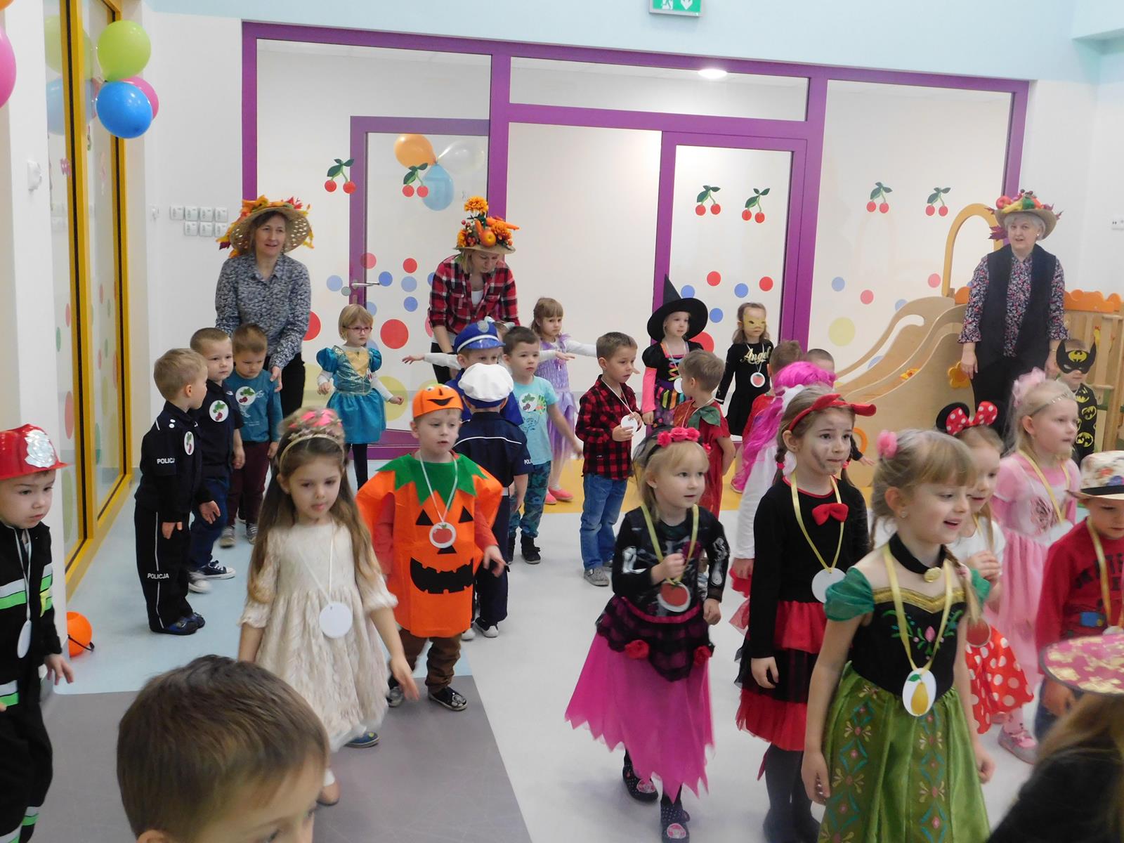 21.02. Bal karnawałowy (sala żółta, niebieska, pomarańczowa)