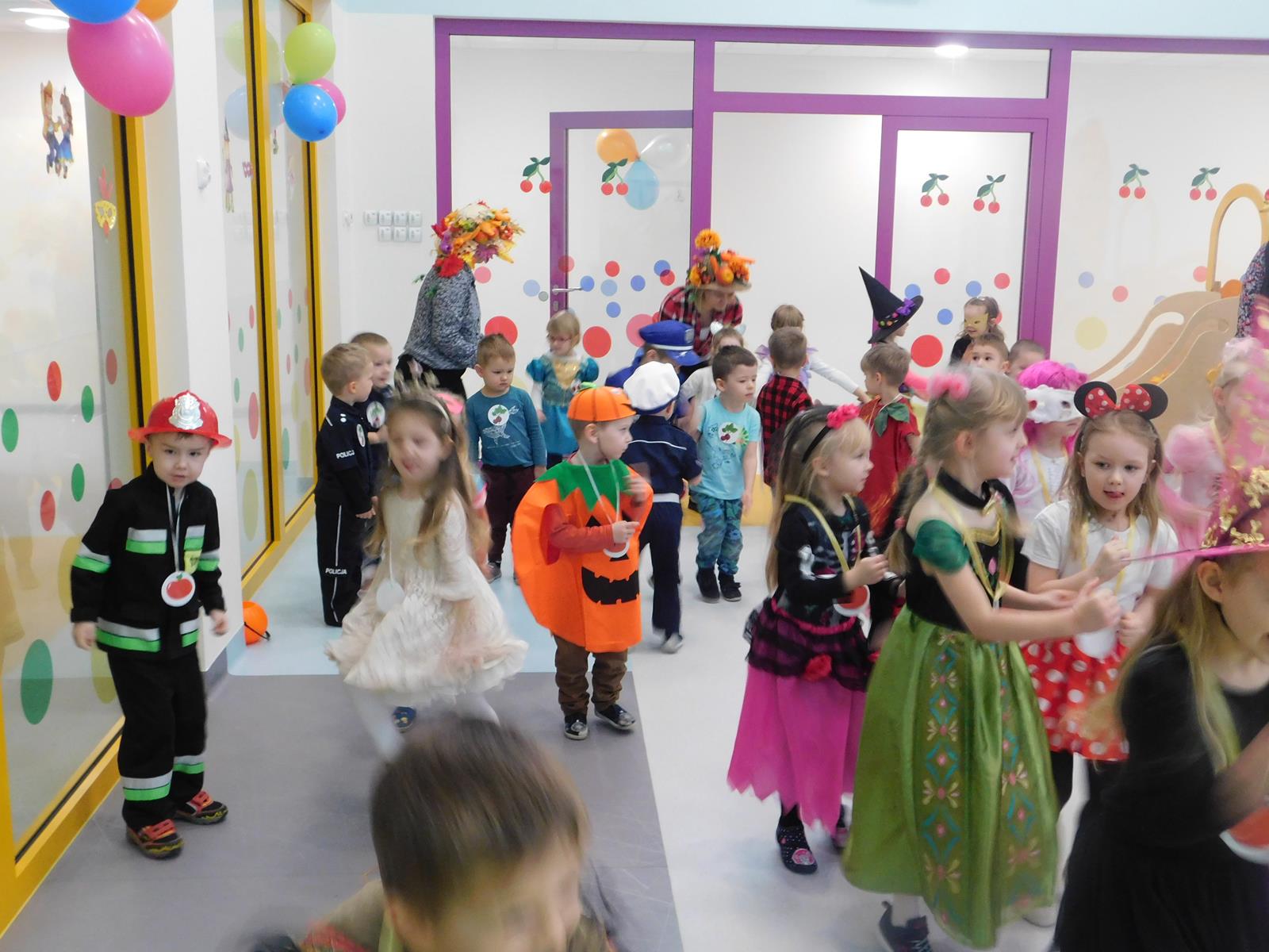 21.02. Bal karnawałowy (sala żółta, niebieska, pomarańczowa)