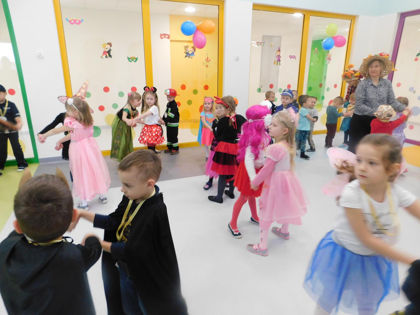 21.02. Bal karnawałowy (sala żółta, niebieska, pomarańczowa)