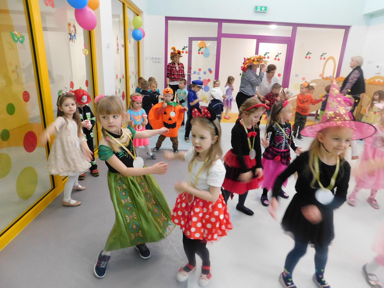 21.02. Bal karnawałowy (sala żółta, niebieska, pomarańczowa)