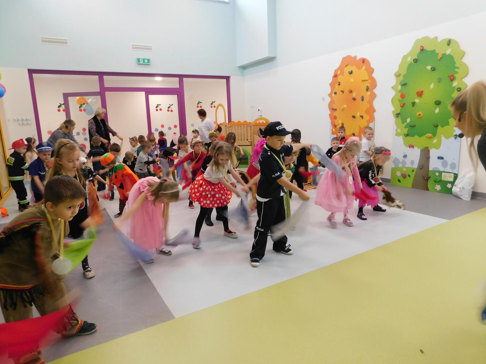 21.02. Bal karnawałowy (sala żółta, niebieska, pomarańczowa)