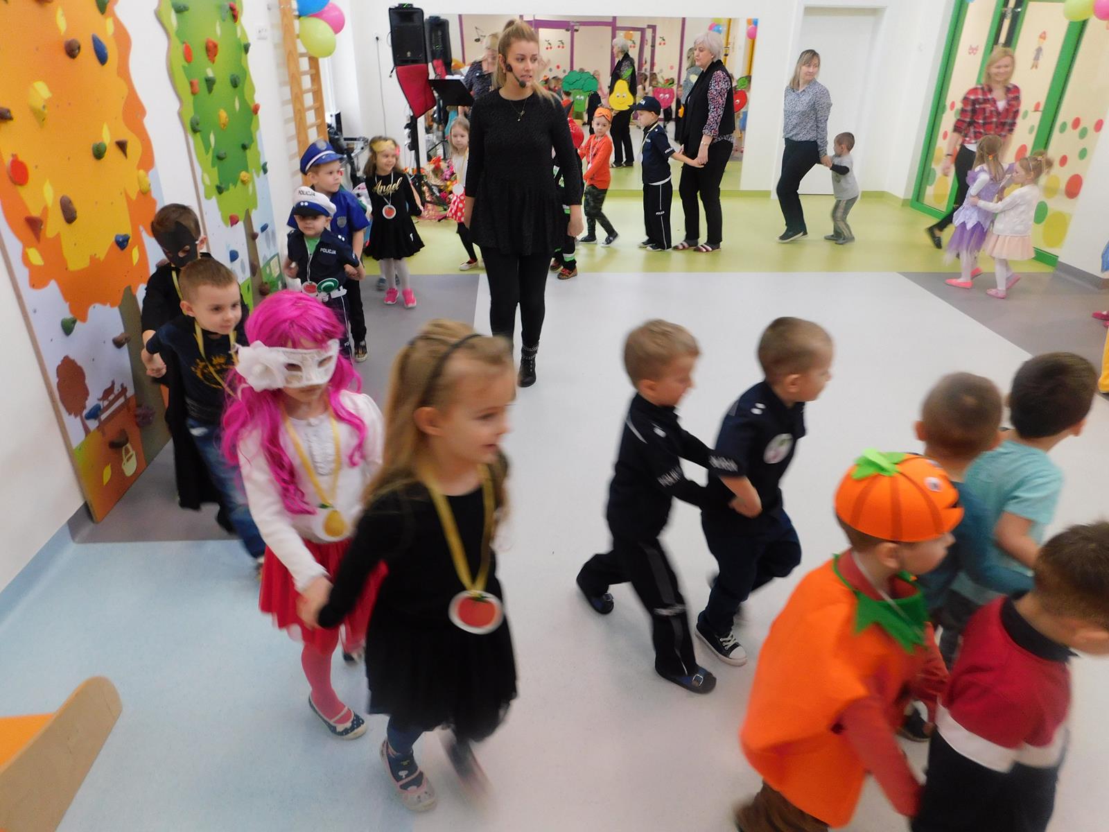 21.02. Bal karnawałowy (sala żółta, niebieska, pomarańczowa)