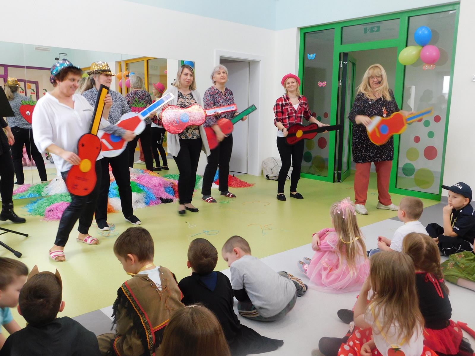21.02. Bal karnawałowy (sala żółta, niebieska, pomarańczowa)