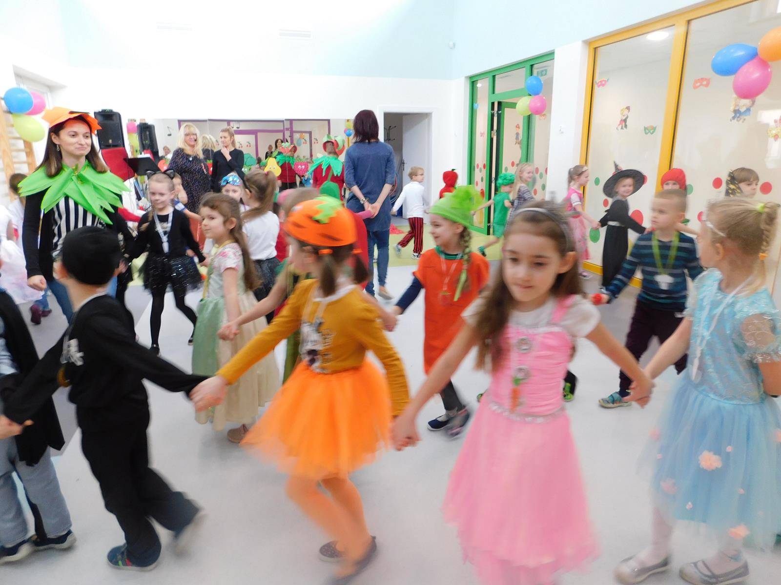21.02. Bal karnawałowy (sala zielona, czerwona)