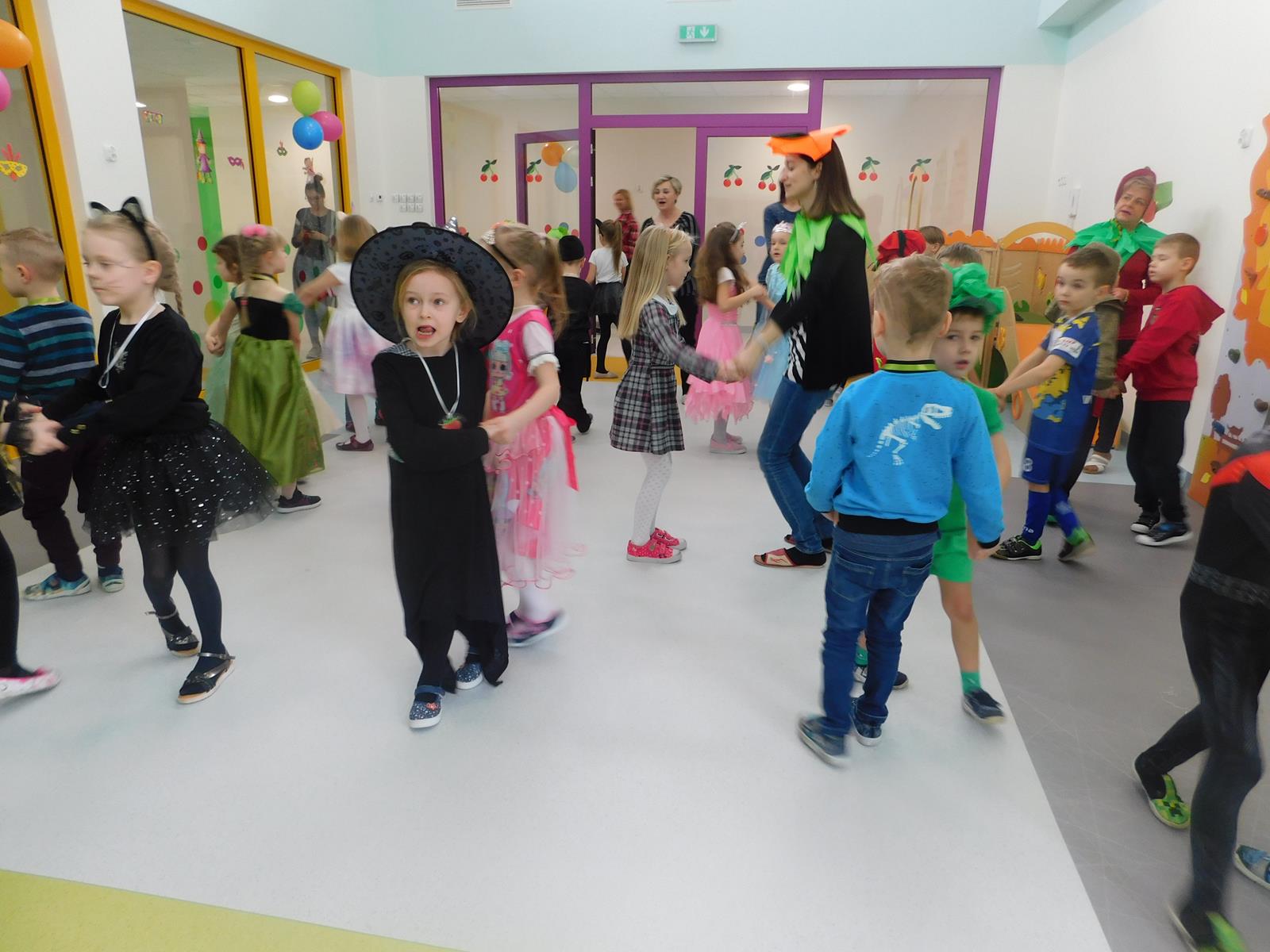21.02. Bal karnawałowy (sala zielona, czerwona)