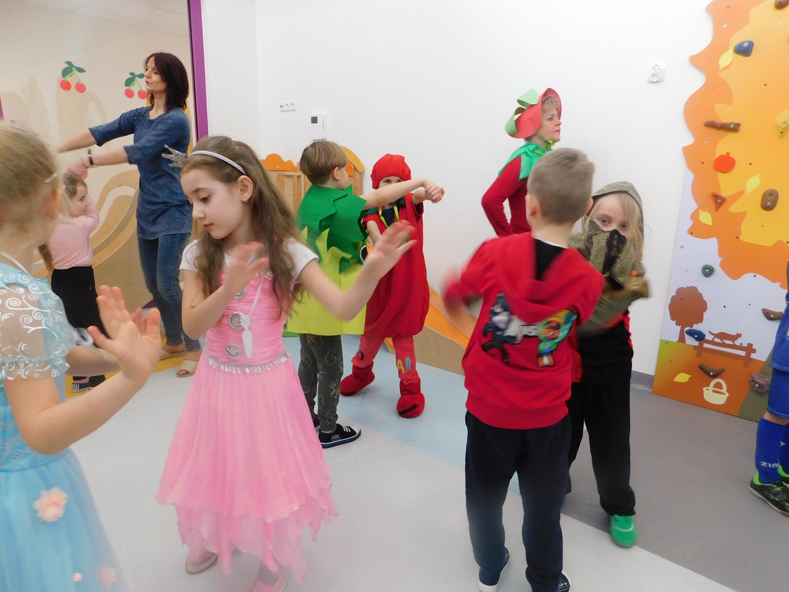 21.02. Bal karnawałowy (sala zielona, czerwona)