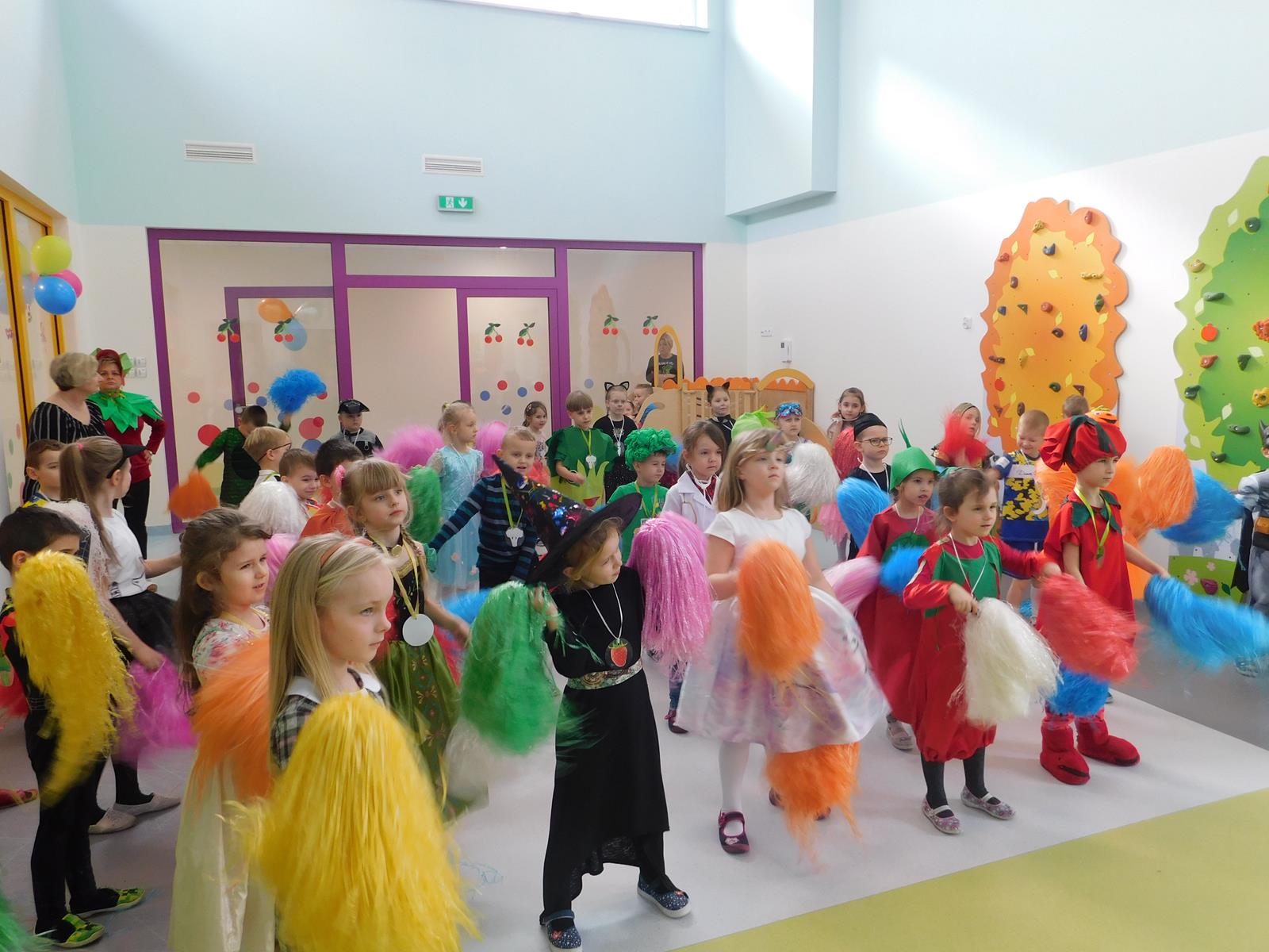 21.02. Bal karnawałowy (sala zielona, czerwona)