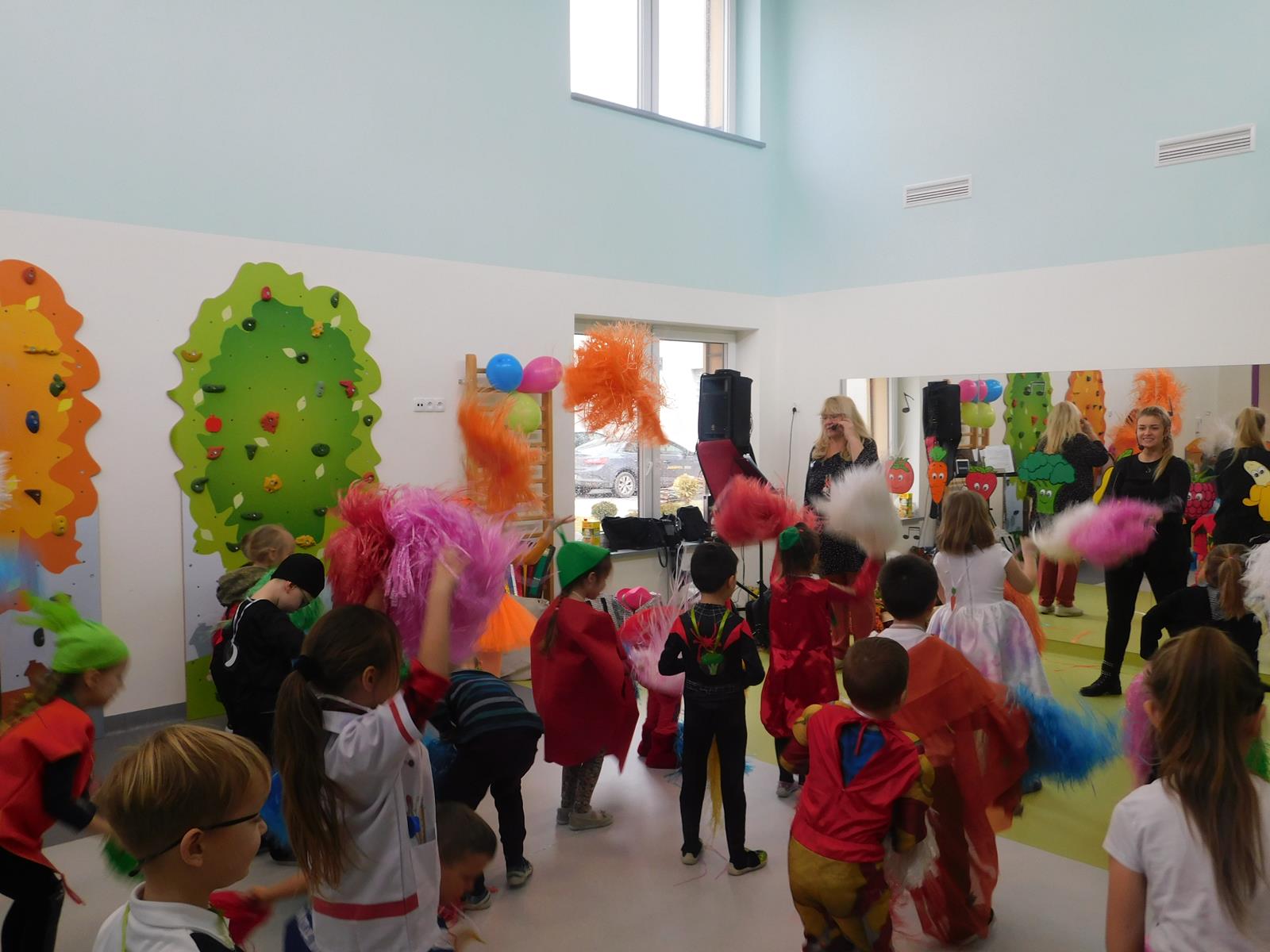 21.02. Bal karnawałowy (sala zielona, czerwona)