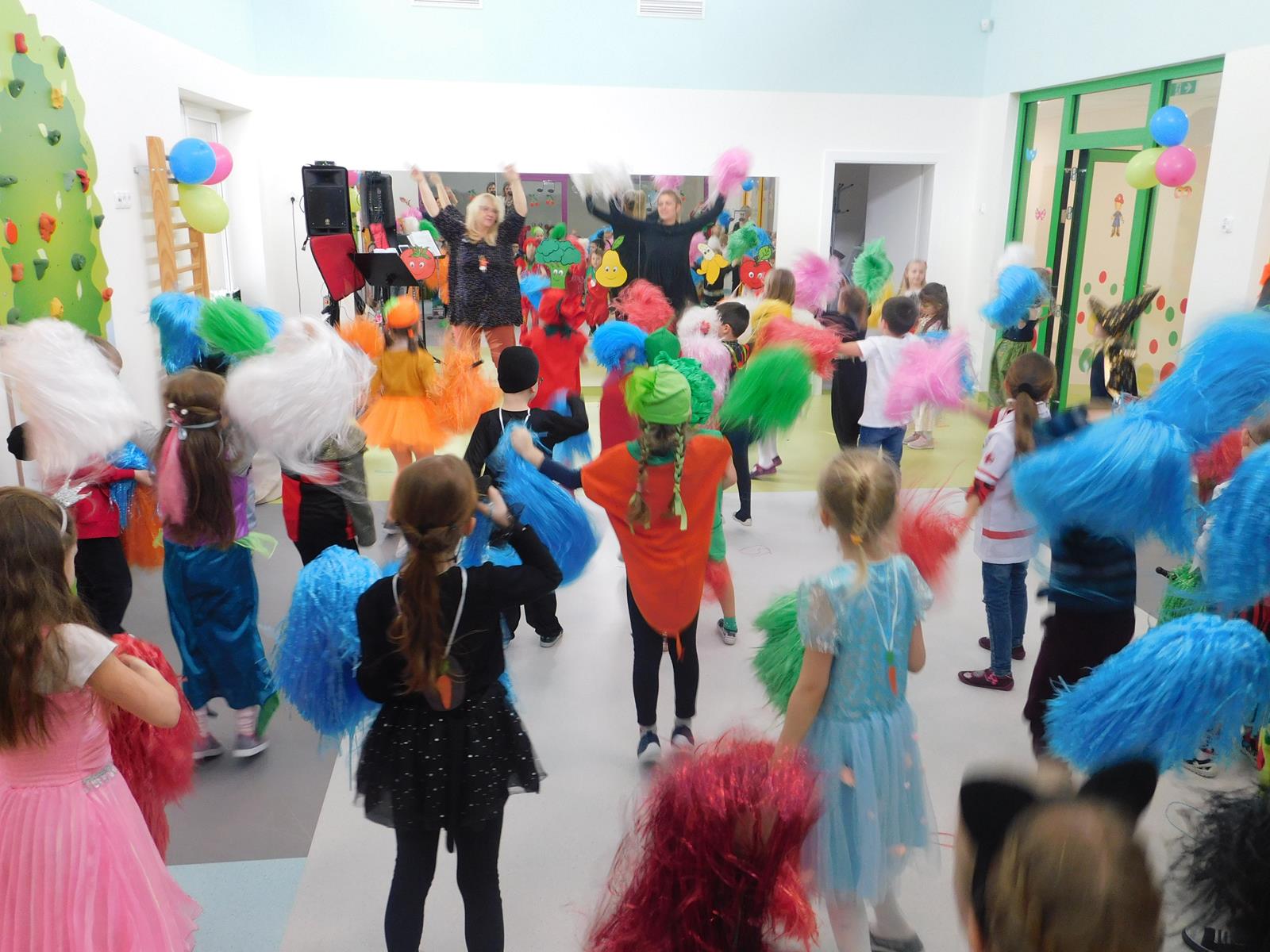 21.02. Bal karnawałowy (sala zielona, czerwona)