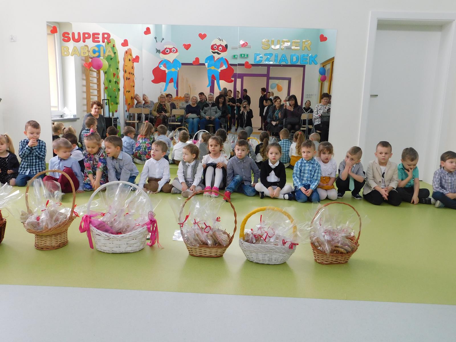 25.02. Dzień Babci i Dziadka (sala niebieska)