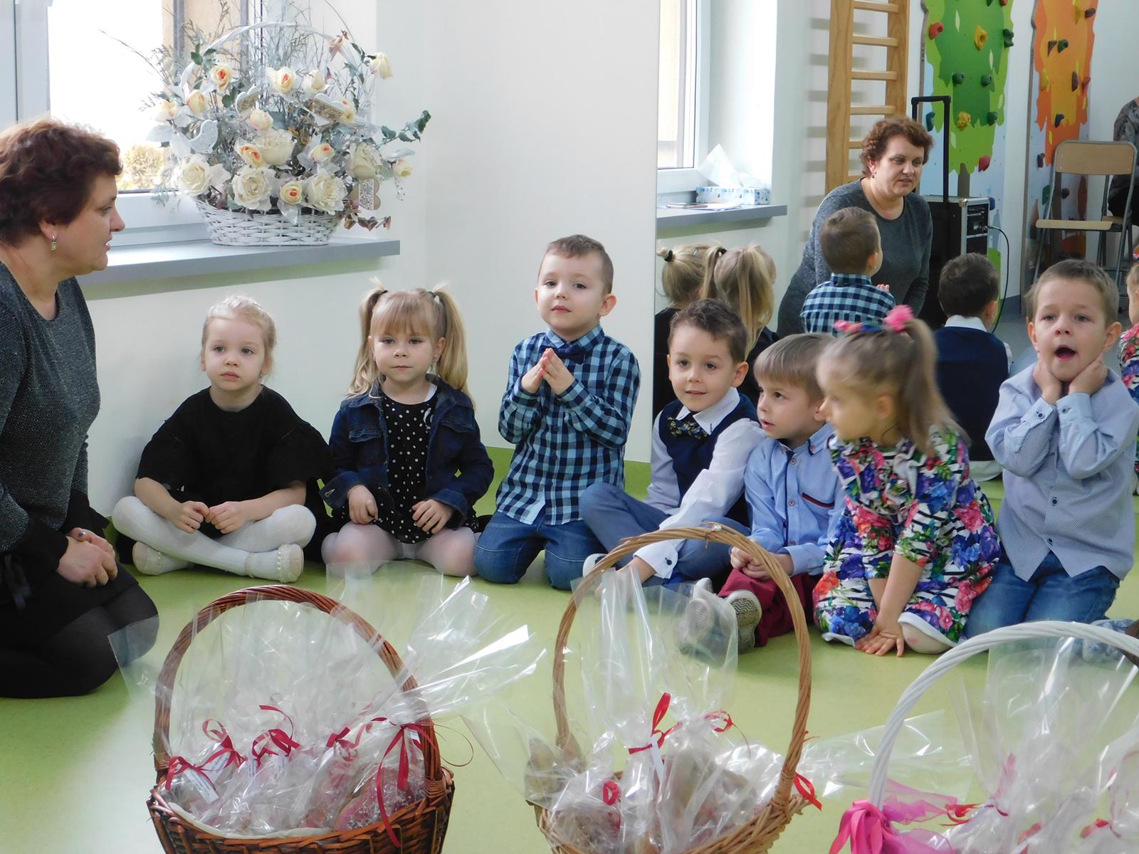 25.02. Dzień Babci i Dziadka (sala niebieska)