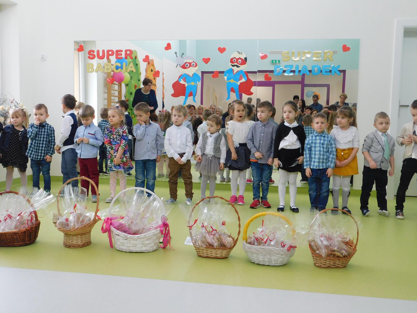 25.02. Dzień Babci i Dziadka (sala niebieska)