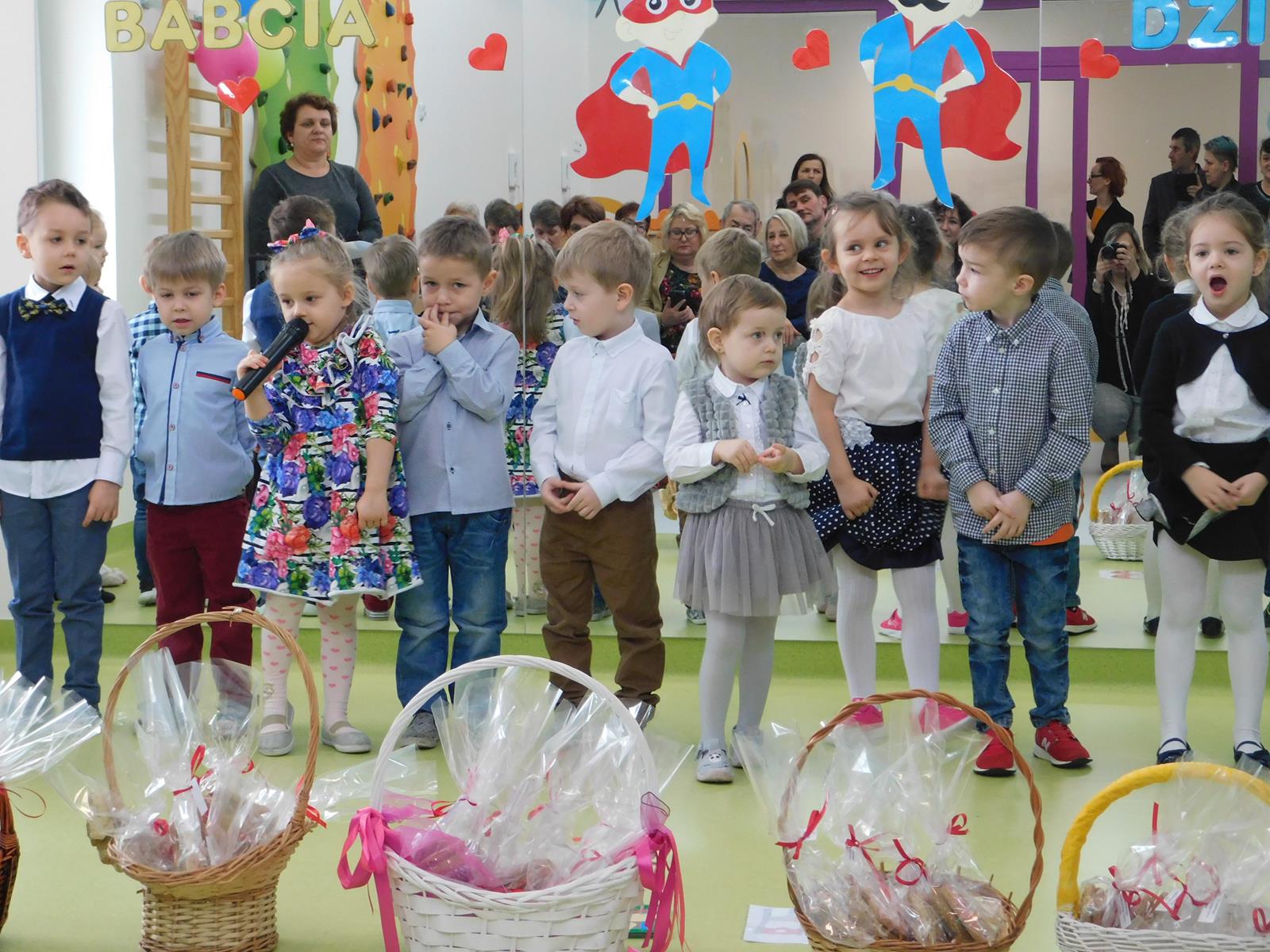 25.02. Dzień Babci i Dziadka (sala niebieska)