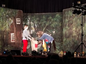 15.02. Wyjazd do Domu Kultury w Łasku na spektakl pt. „Leśne przygody”