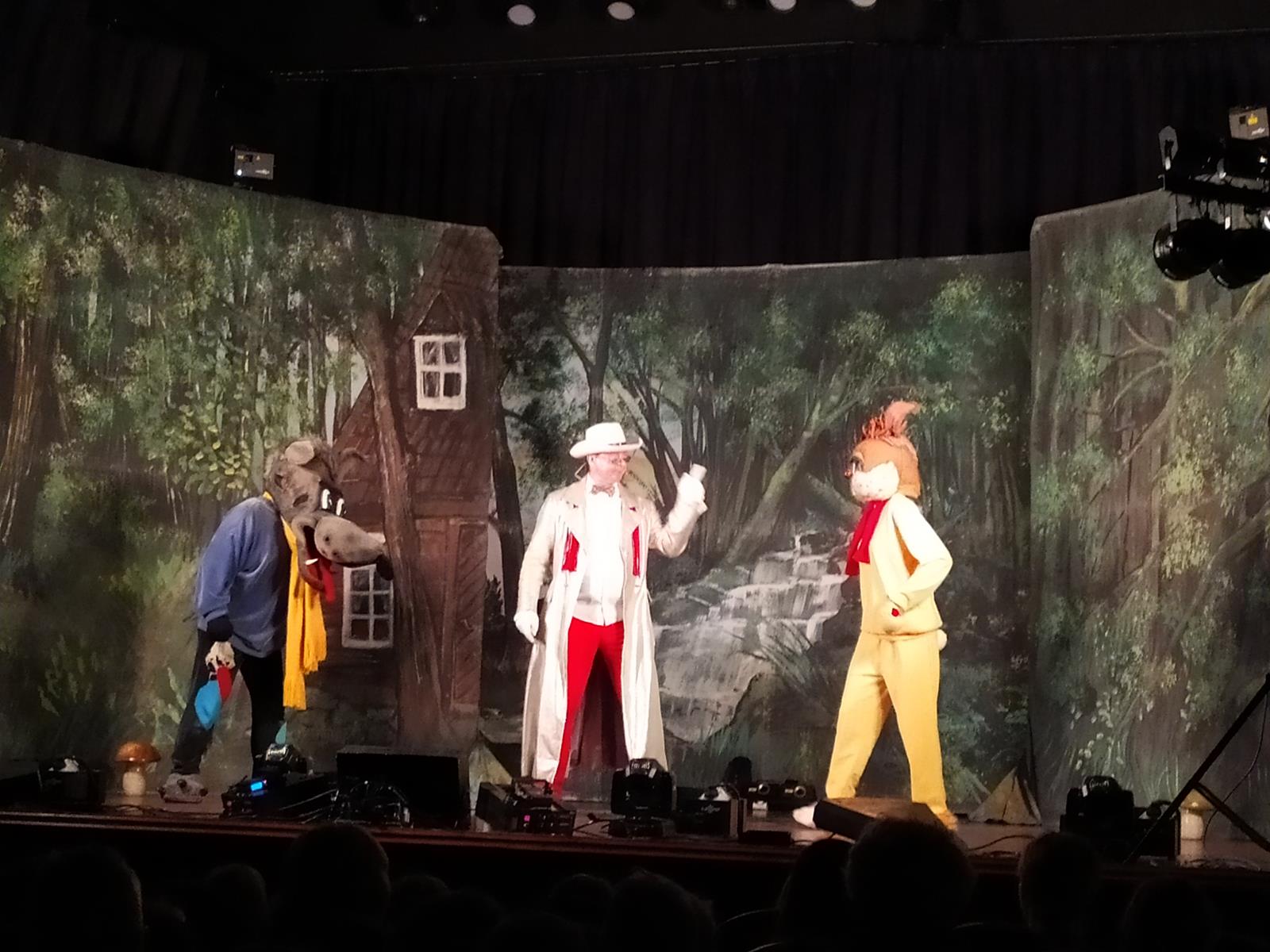 15.02. Wyjazd do Domu Kultury w Łasku na spektakl pt. „Leśne przygody”