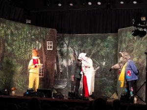 15.02. Wyjazd do Domu Kultury w Łasku na spektakl pt. „Leśne przygody”